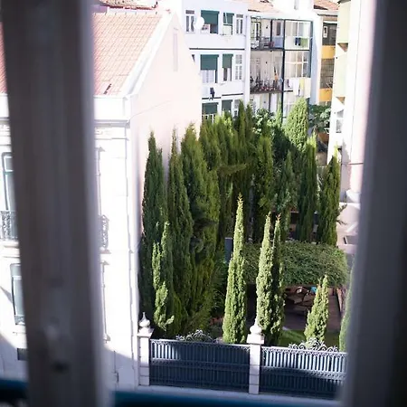 Estrela Bright & Charming * Lisboa